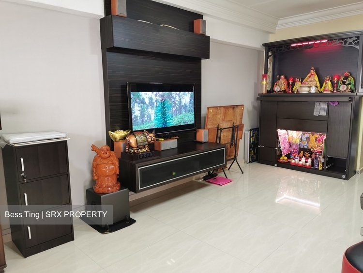 Hougang Avenue 4 thumbnail photo
